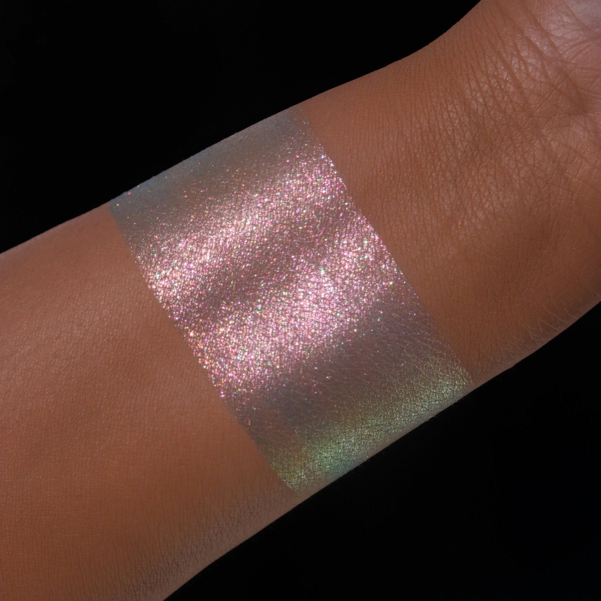 On The Glow Pressed Pigment Single - Ensley Reign Cosmetics